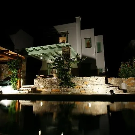 Waterfront With Private Pool * Melissaki