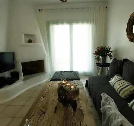 Villa Waterfront With Private Pool *