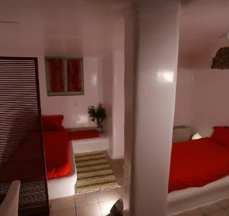 Waterfront With Private Pool * Melissaki