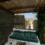 Villa Waterfront With Private Pool