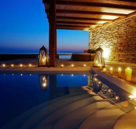 Waterfront With Private Pool فيلة Melissaki