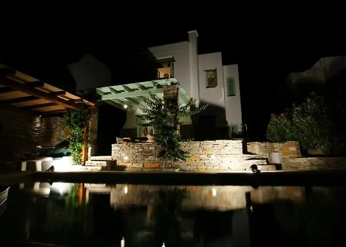 Waterfront With Private Pool * Melissaki