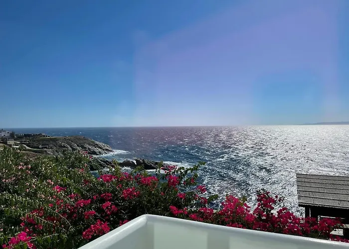 Waterfront With Private Pool *