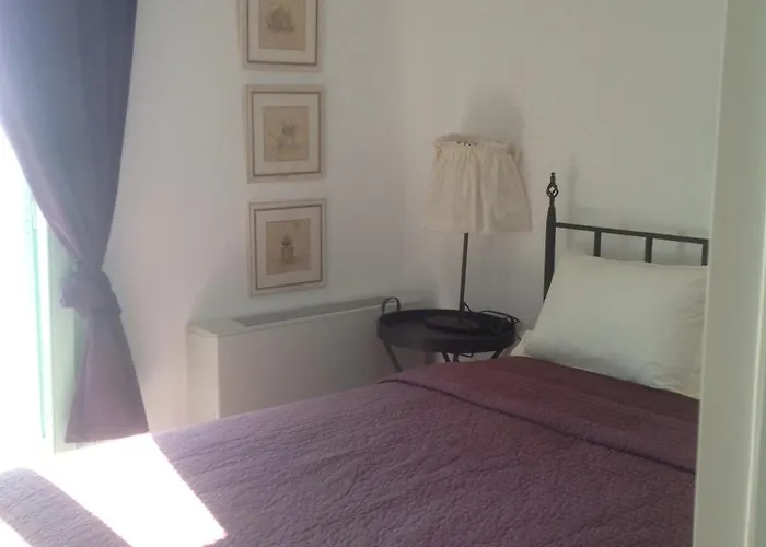 Waterfront With Private Pool Melissaki