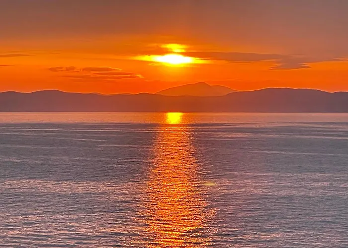 Waterfront With Private Pool * Melissaki